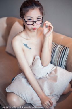 黑袜女口交